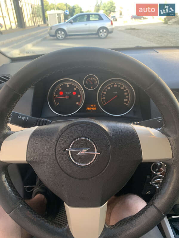 Универсал Opel Astra 2008 в Ивано-Франковске