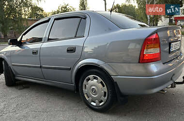 Седан Opel Astra 2007 в 