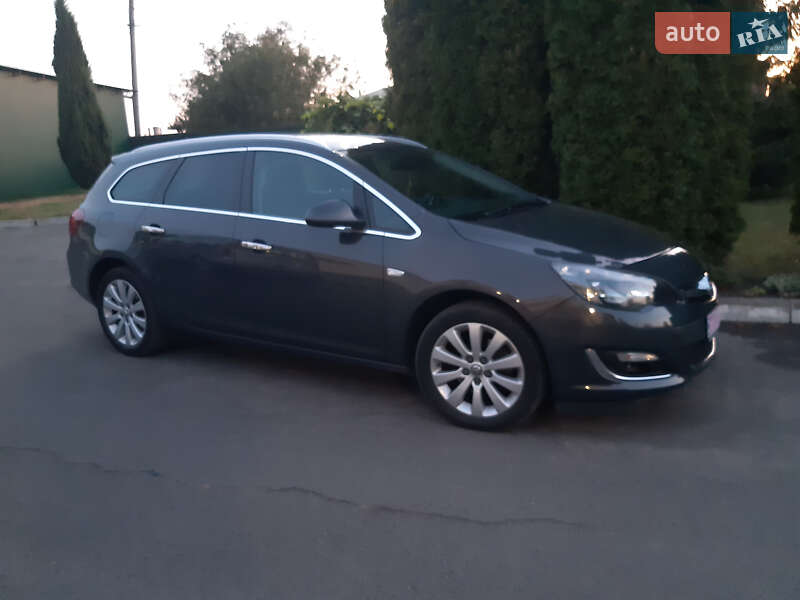 Универсал Opel Astra 2016 в 