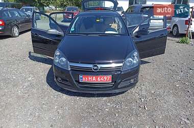 Хэтчбек Opel Astra 2004 в Луцке