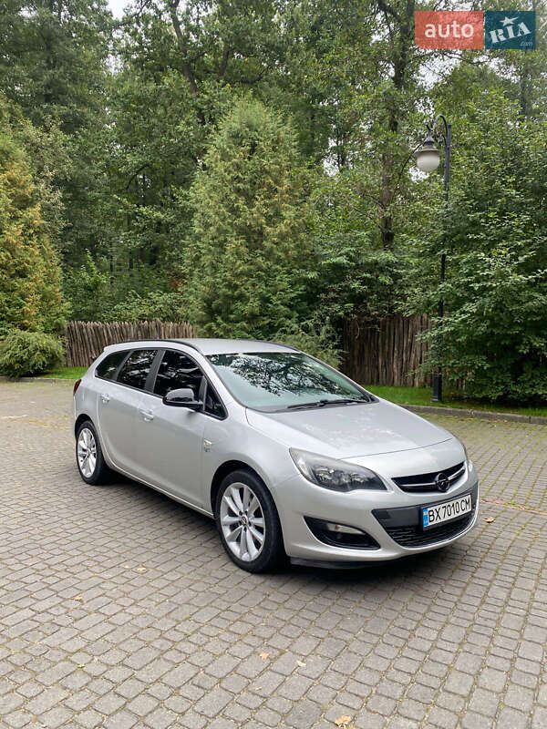Opel Astra 2013