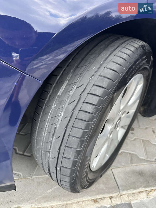 Універсал Opel Astra 2015 в Львові