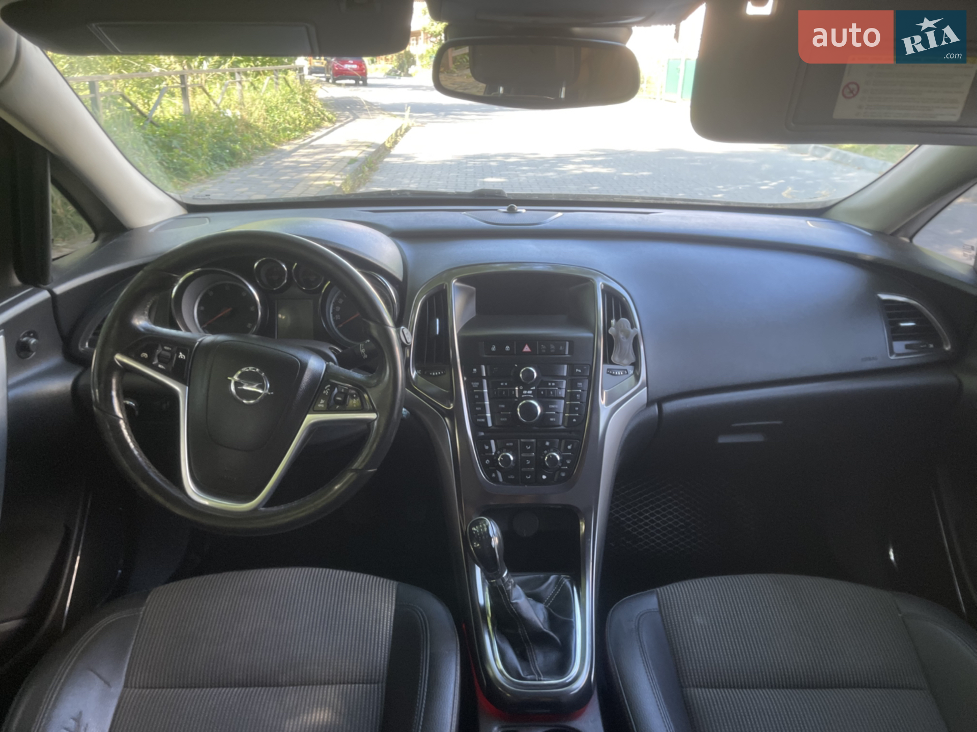 2010 Opel Astra - мініатюра 12