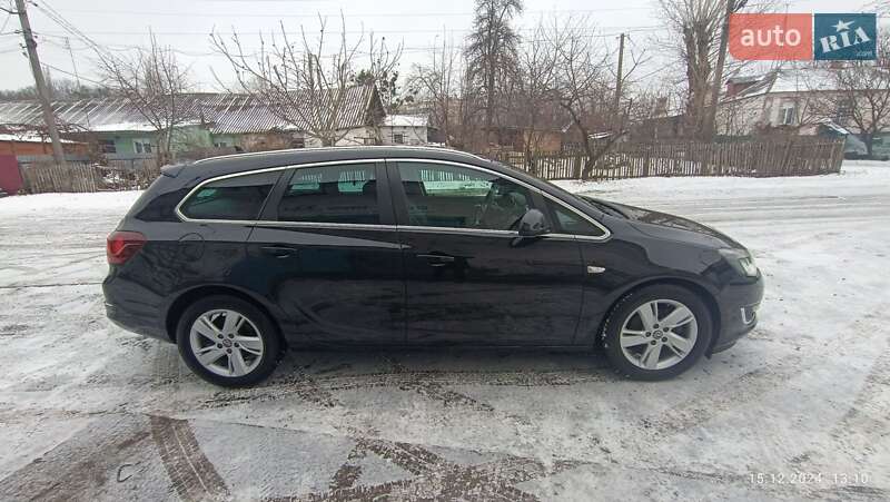 Універсал Opel Astra 2015 в Яготині