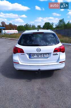 Универсал Opel Astra 2015 в 