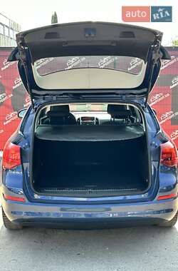 Универсал Opel Astra 2011 в 