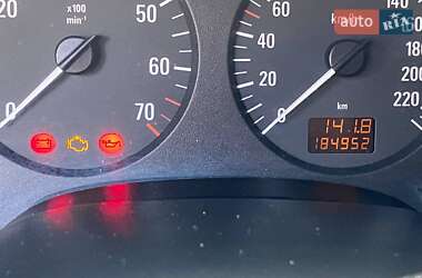 Седан Opel Astra 2004 в 