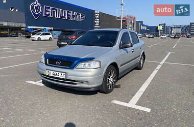 Седан Opel Astra 2008 в 