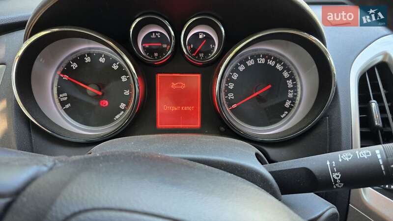 Універсал Opel Astra 2012 в Борисполі
