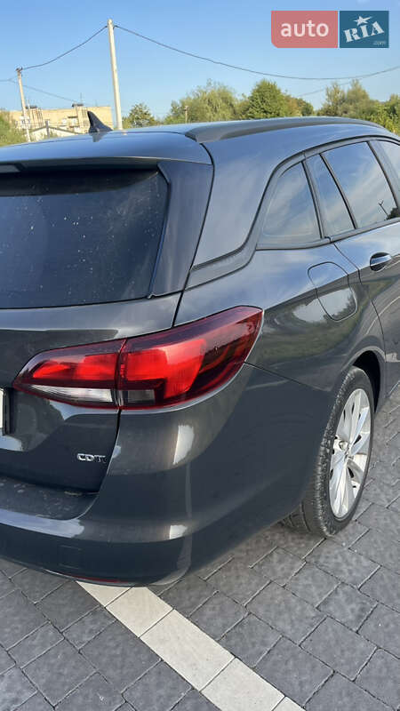 Універсал Opel Astra 2016 в Львові