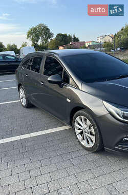Универсал Opel Astra 2016 в 
