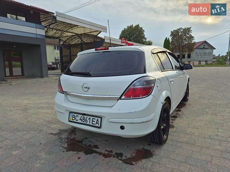 Хетчбек Opel Astra 2013 в Миколаєві