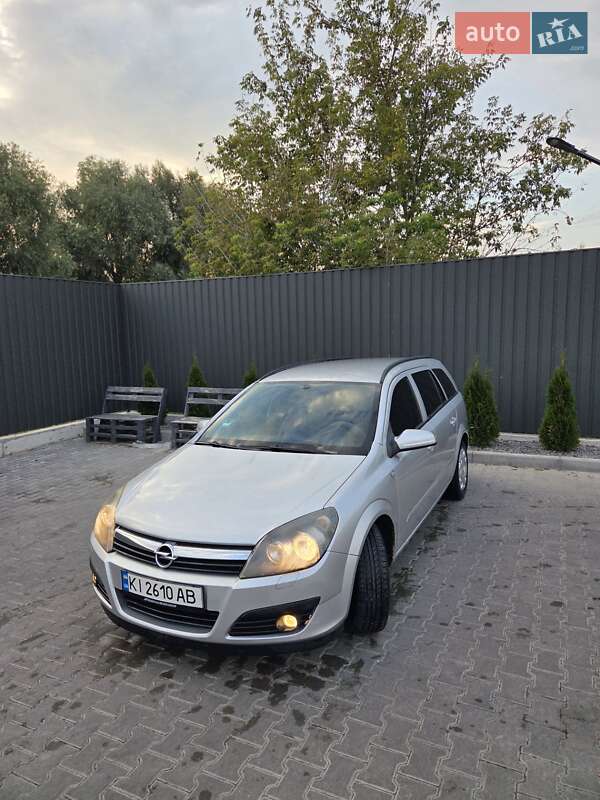 Универсал Opel Astra 2006 в Фастове