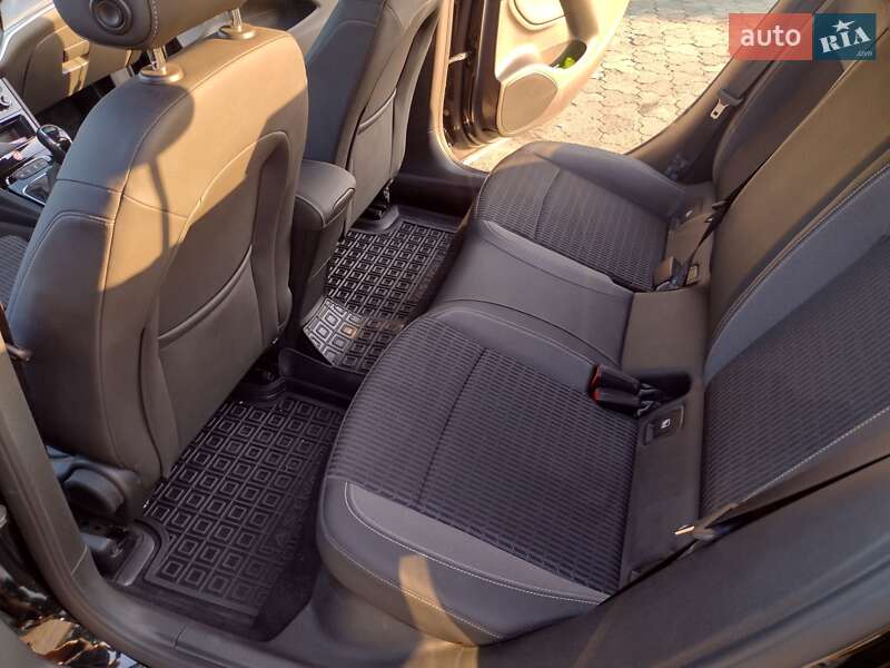 Универсал Opel Astra 2022 в Дубно