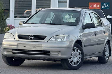 Седан Opel Astra 2007 в 