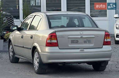 Седан Opel Astra 2007 в 