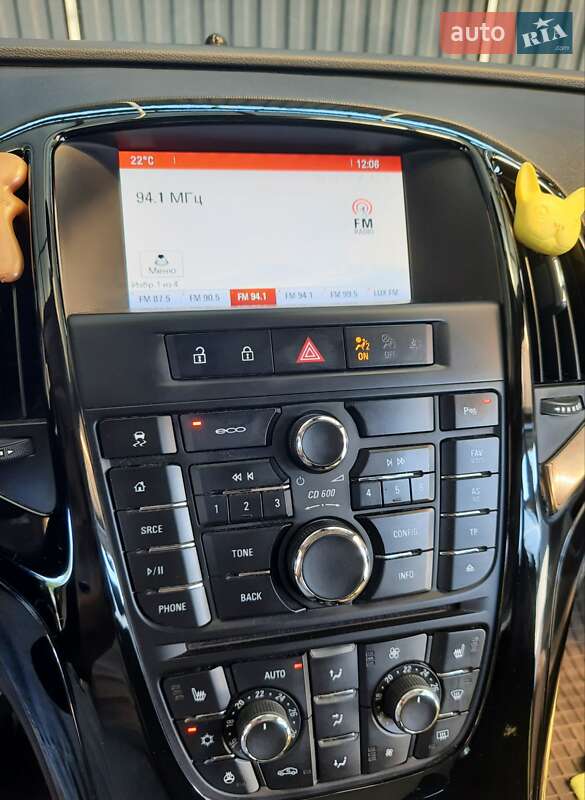 Универсал Opel Astra 2015 в Ужгороде
