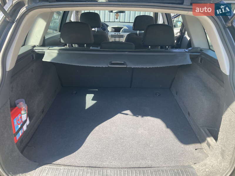 Универсал Opel Astra 2008 в Черкассах