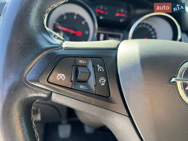 Универсал Opel Astra 2017 в Львове фото 18 Универсал Opel Astra 2017 в Львове