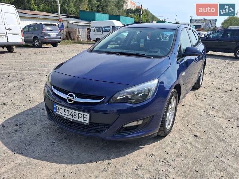 Універсал Opel Astra 2015 в Хмельницькому