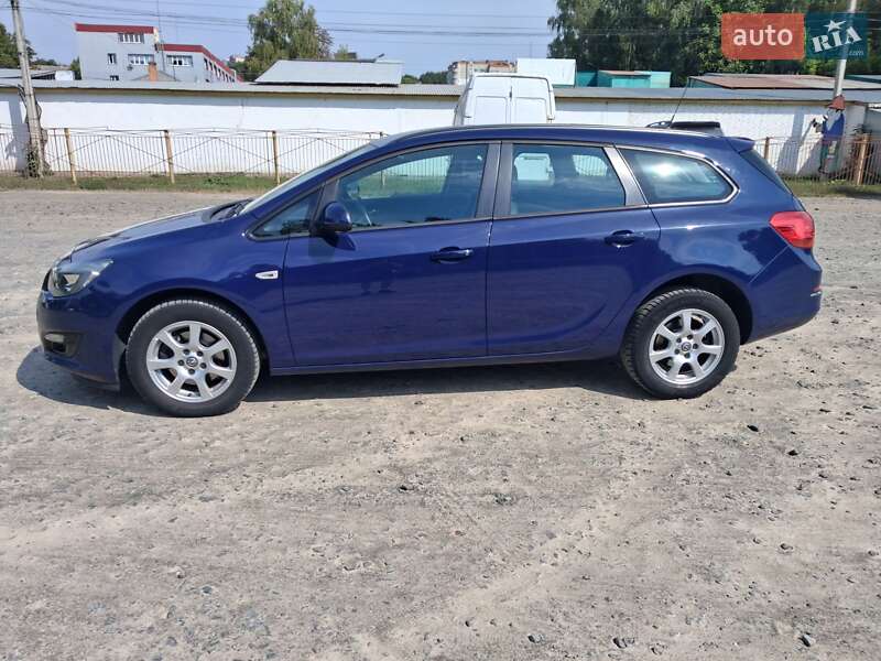 Універсал Opel Astra 2015 в Хмельницькому