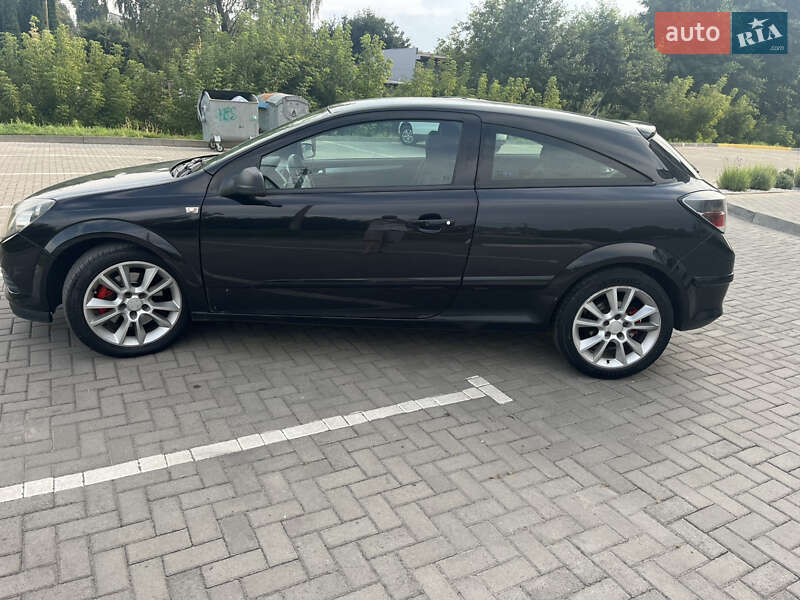 Хетчбек Opel Astra 2005 в Рівному