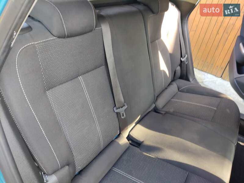 Універсал Opel Astra 2012 в Львові