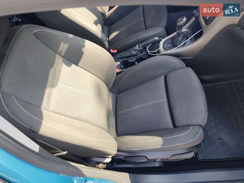 Універсал Opel Astra 2012 в Львові