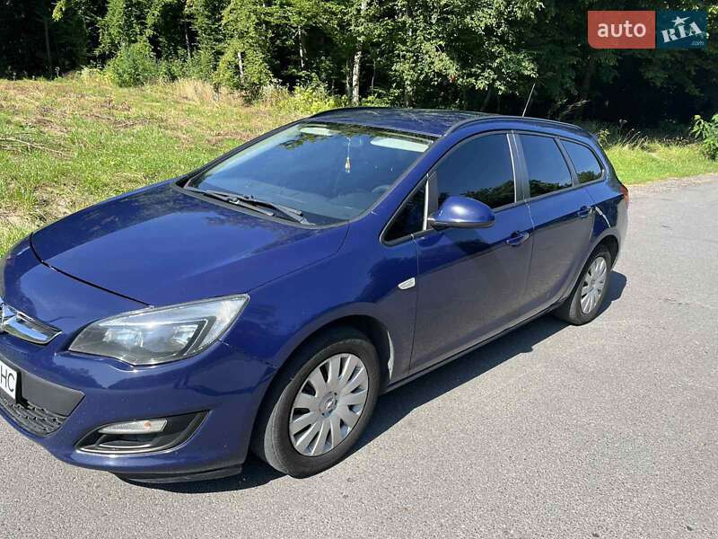 Универсал Opel Astra 2013 в Красилове
