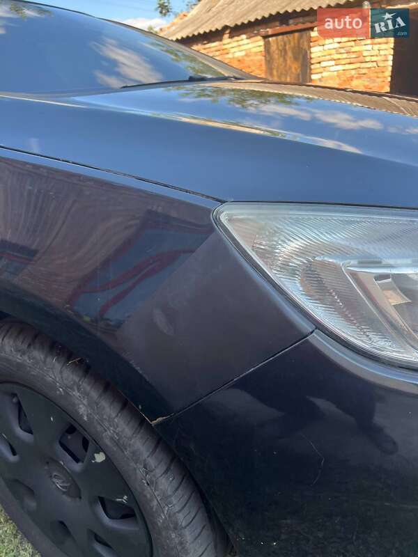 Універсал Opel Astra 2011 в Бердичеві