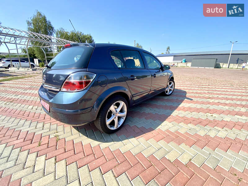 Хэтчбек Opel Astra 2008 в Белой Церкви