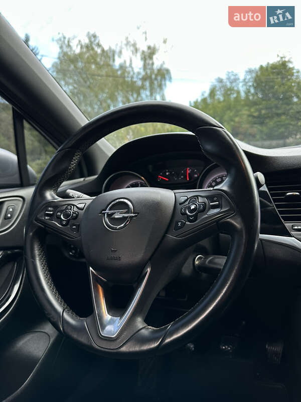 Универсал Opel Astra 2016 в Кременце