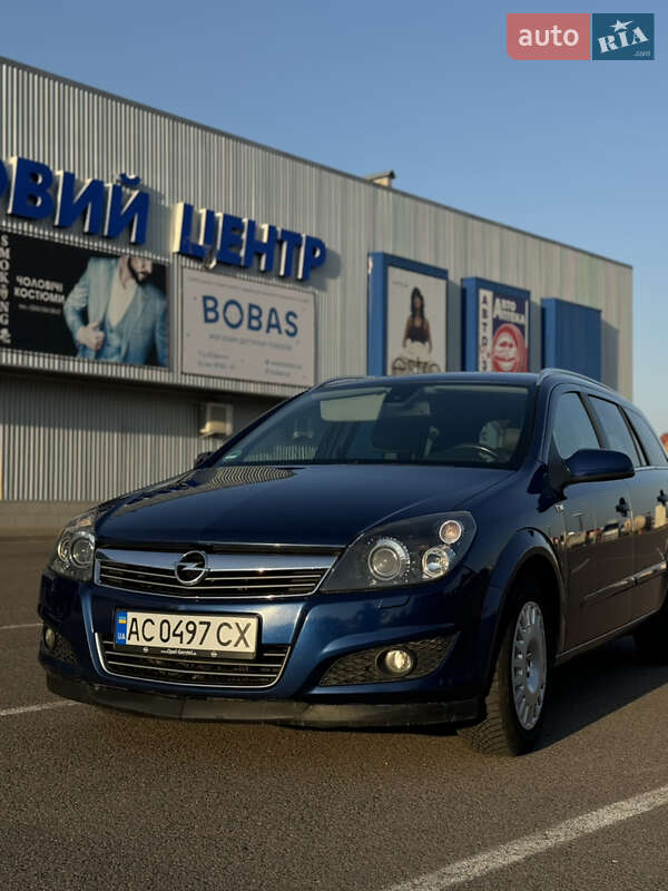 Универсал Opel Astra 2009 в 