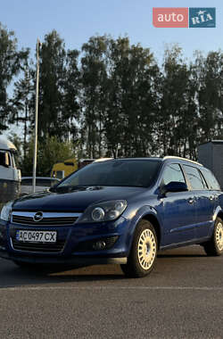 Универсал Opel Astra 2009 в 