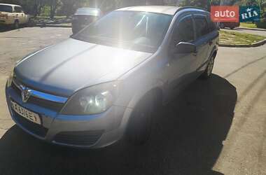 Универсал Opel Astra 2004 в Киеве