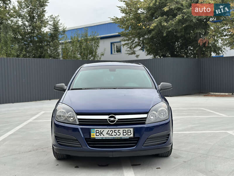Хэтчбек Opel Astra 2005 в Звягеле