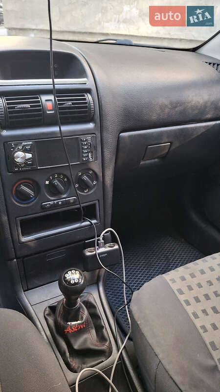 Седан Opel Astra 2008 в Николаеве