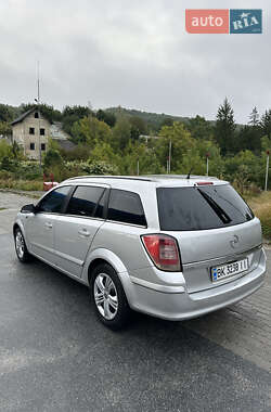 Універсал Opel Astra 2005 в 