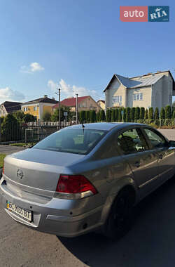 Седан Opel Astra 2008 в 