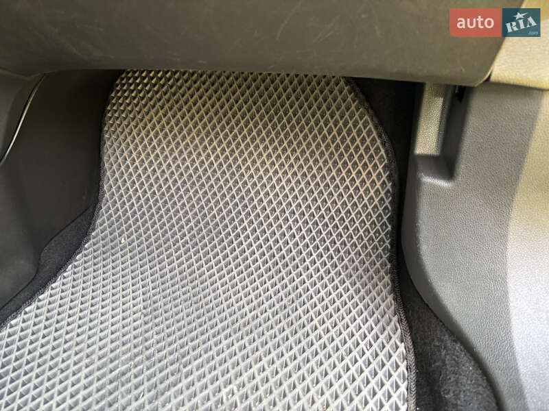 Универсал Opel Astra 2011 в Луцке