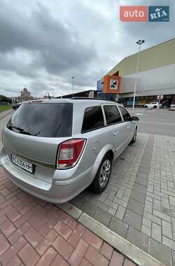 Универсал Opel Astra 2007 в 