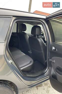Универсал Opel Astra 2013 в 