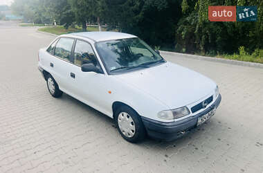 Седан Opel Astra 1999 в Виннице