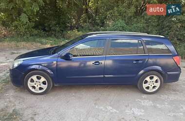 Универсал Opel Astra 2006 в 