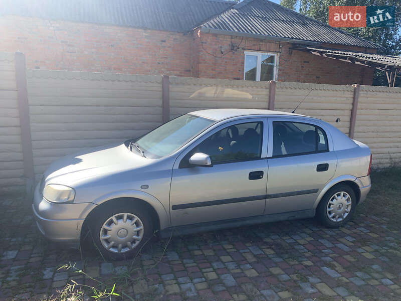 Хэтчбек Opel Astra 1998 в Харькове