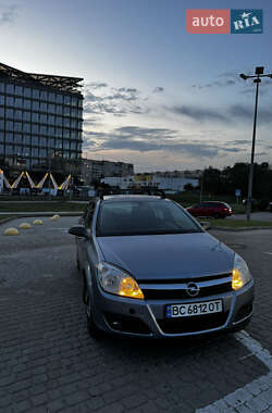 Хэтчбек Opel Astra 2006 в 