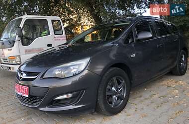 Универсал Opel Astra 2015 в 