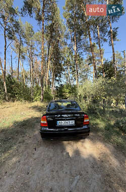 Седан Opel Astra 2008 в  фото 4 Седан Opel Astra 2008 в