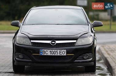 Хэтчбек Opel Astra 2008 в 