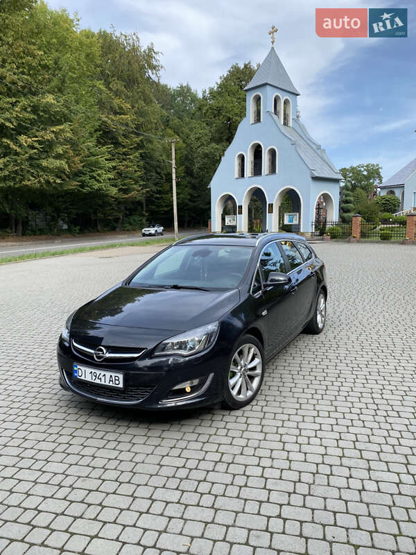 Opel Astra 2012